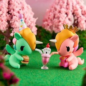 tokidoki Burger & Shake from Twinsies Unicorno Series